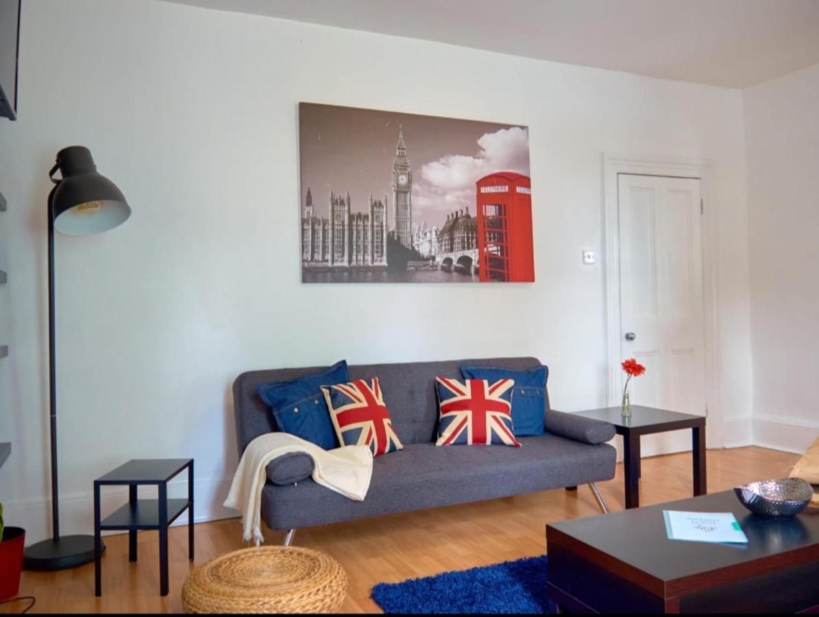 Lovely Large London Apartment Near Stratford Εξωτερικό φωτογραφία